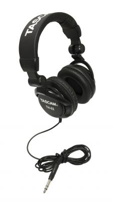 Audífonos TASCAM Audífonos de estudio TH-02-B